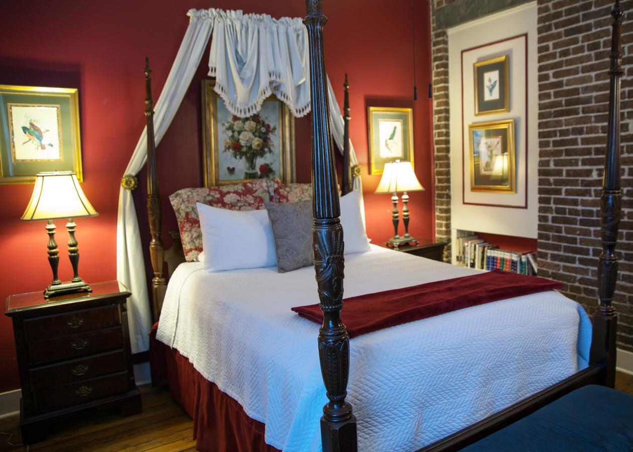 Savannah Bed & Breakfast Inn Ngoại thất bức ảnh